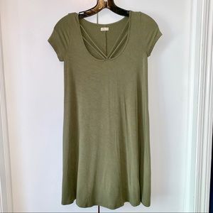 🔥Hollister Olive Green Dress🔥